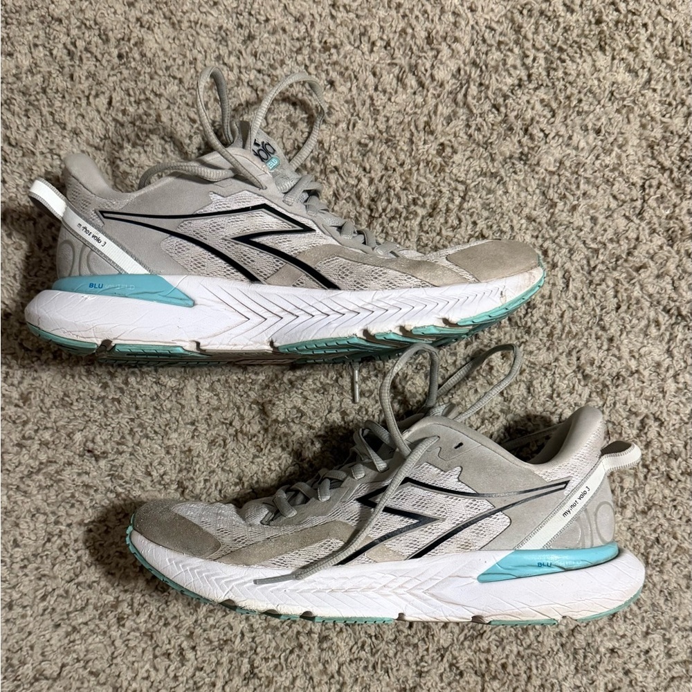 Diadora Mythos Volo 3 Women 9.5